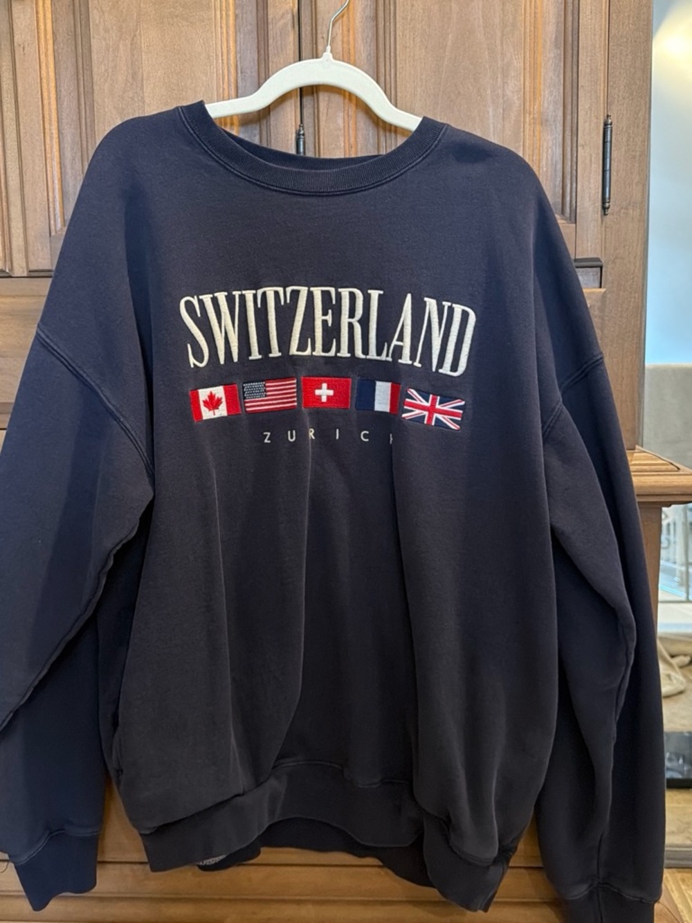 Switzerland Graphic Crewneck Sweatshirt - Navy